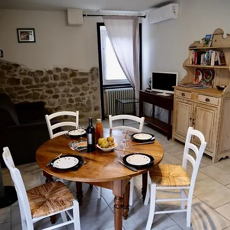 Apartment Des Ecoles